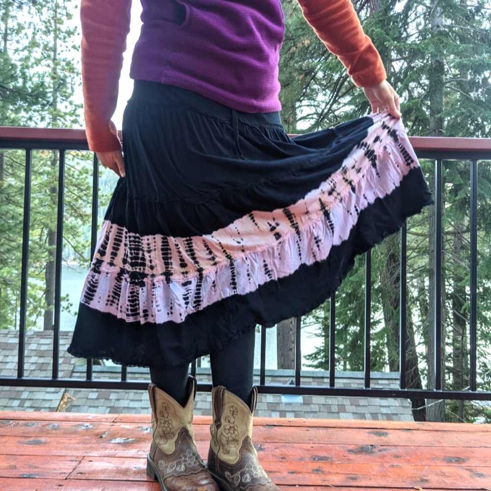 Prana mid-length pastel tie-dye black drawstring skirt, size L